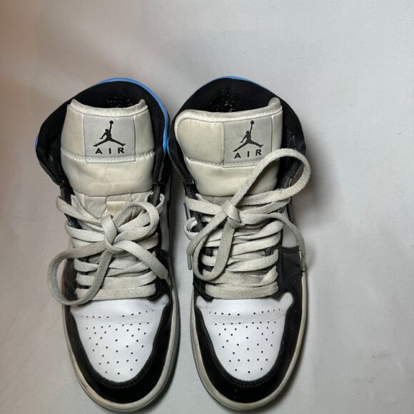 Size 9 - Wmns Nike Air Jordan 1 Mid University Blue Women's Shoes - Picture 4 of 9